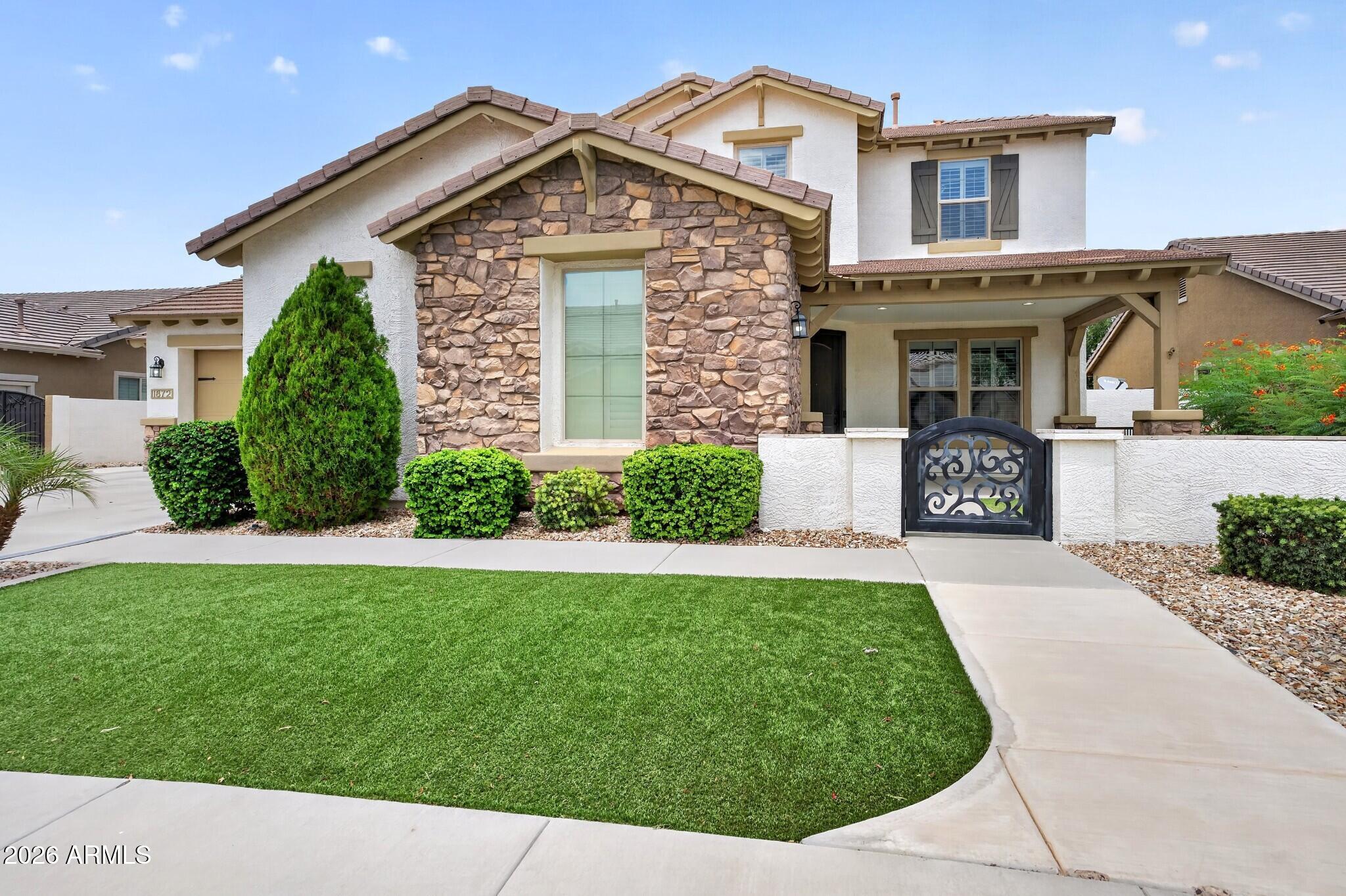 1872 W SWAN Drive
