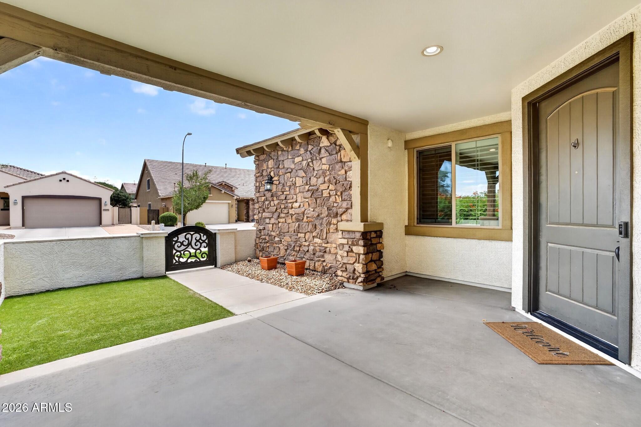 1872 W SWAN Drive