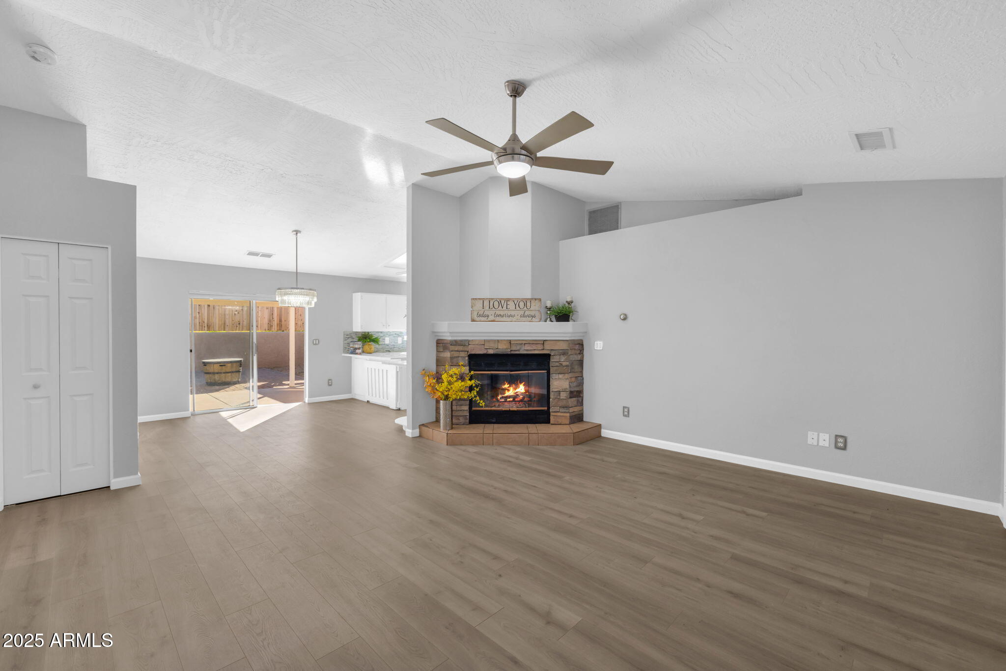 2713 S RIO VERDE Drive