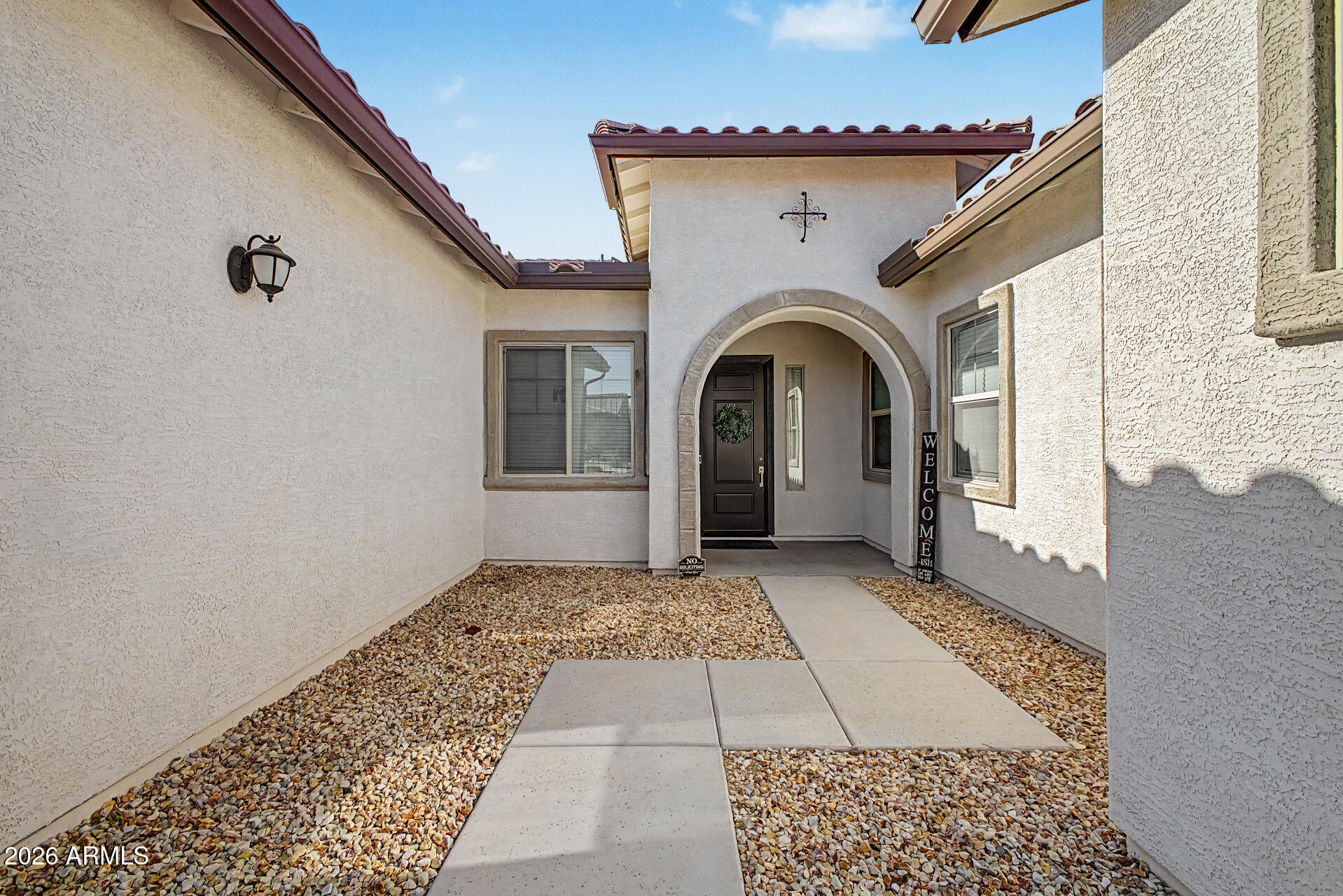 19038 W CAMERON Drive
