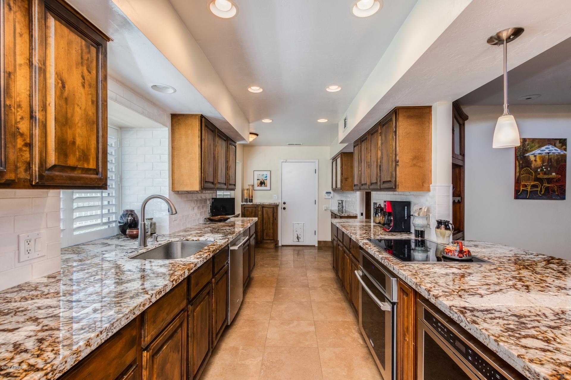 5801 N 25TH Place