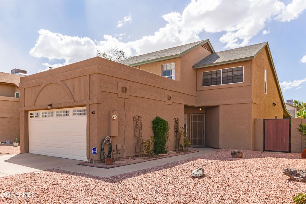 Photo of 734 N Criss Street, Chandler, AZ 85226 (MLS # 6918043)