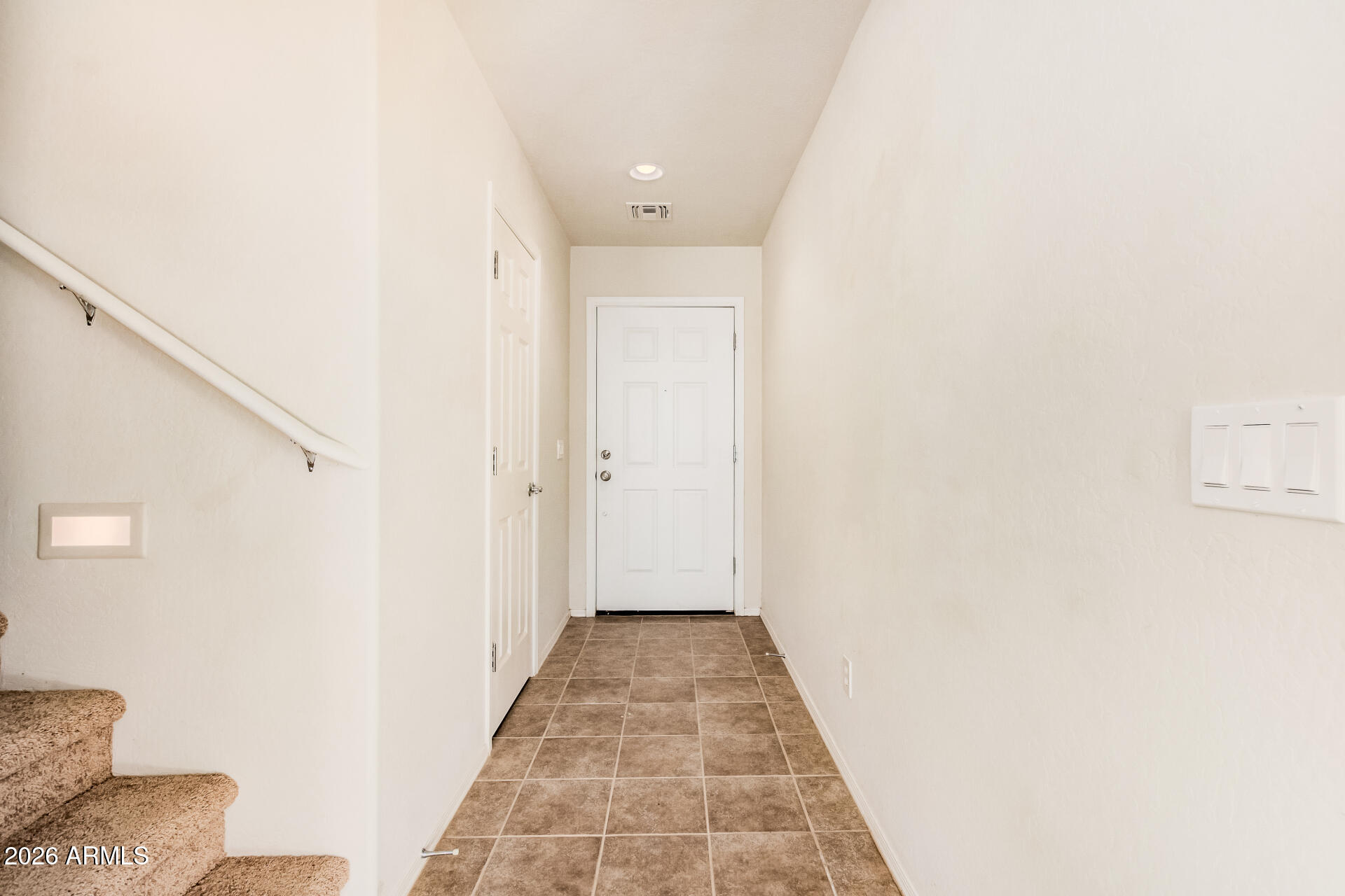 4661 W JUNIPER Avenue