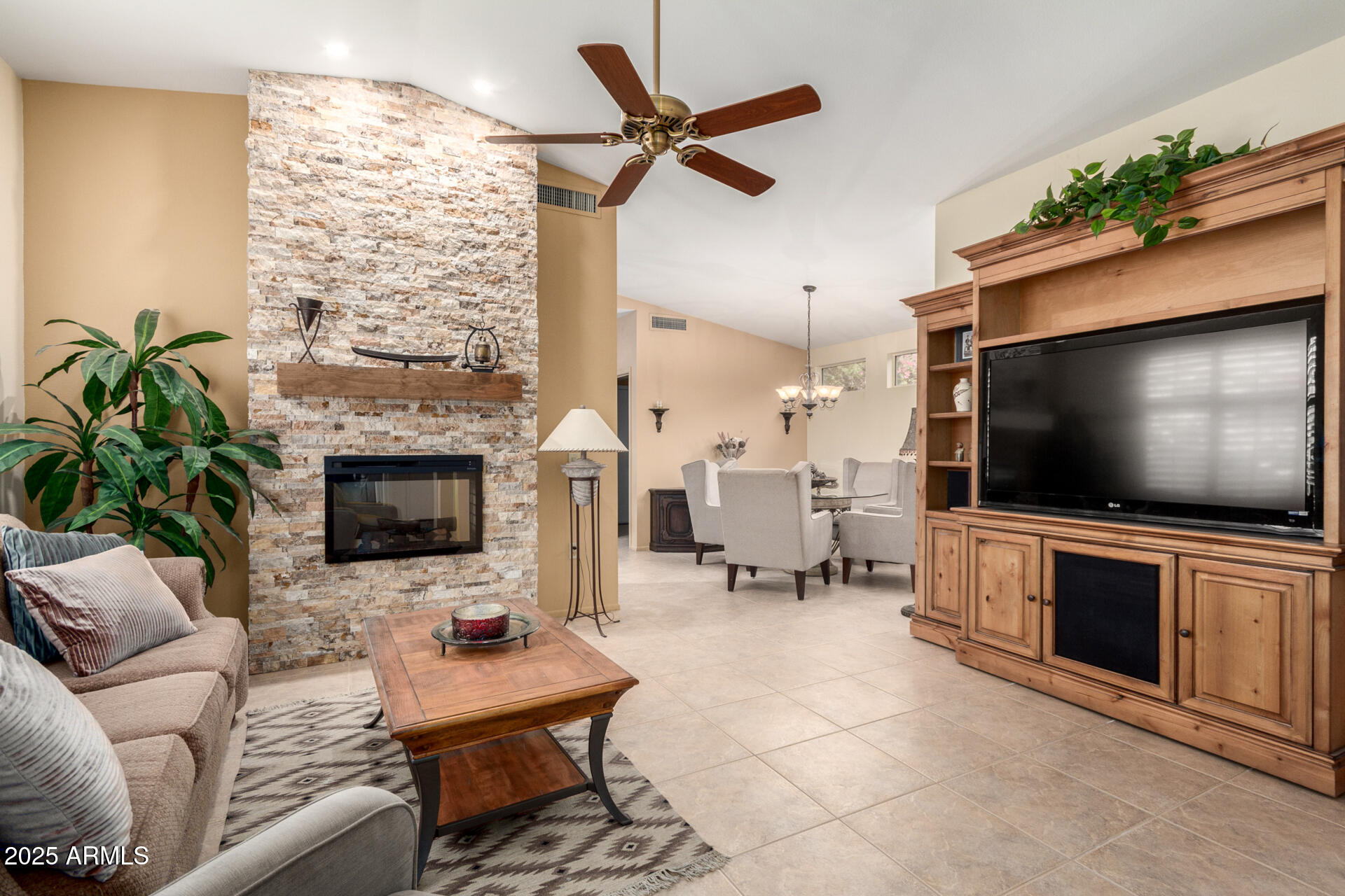 13713 W COUNTRYSIDE Drive