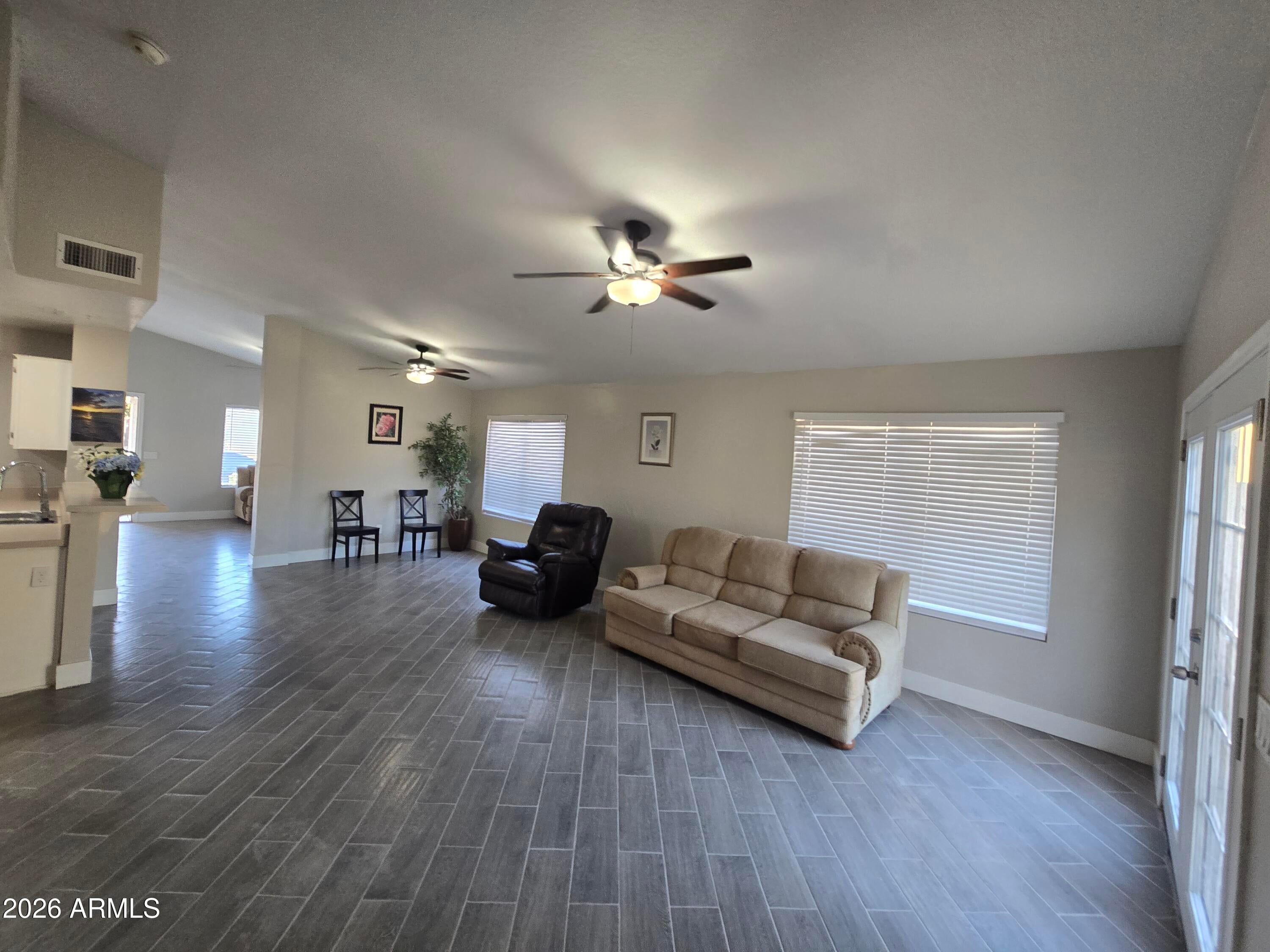 5059 E CASPER Street
