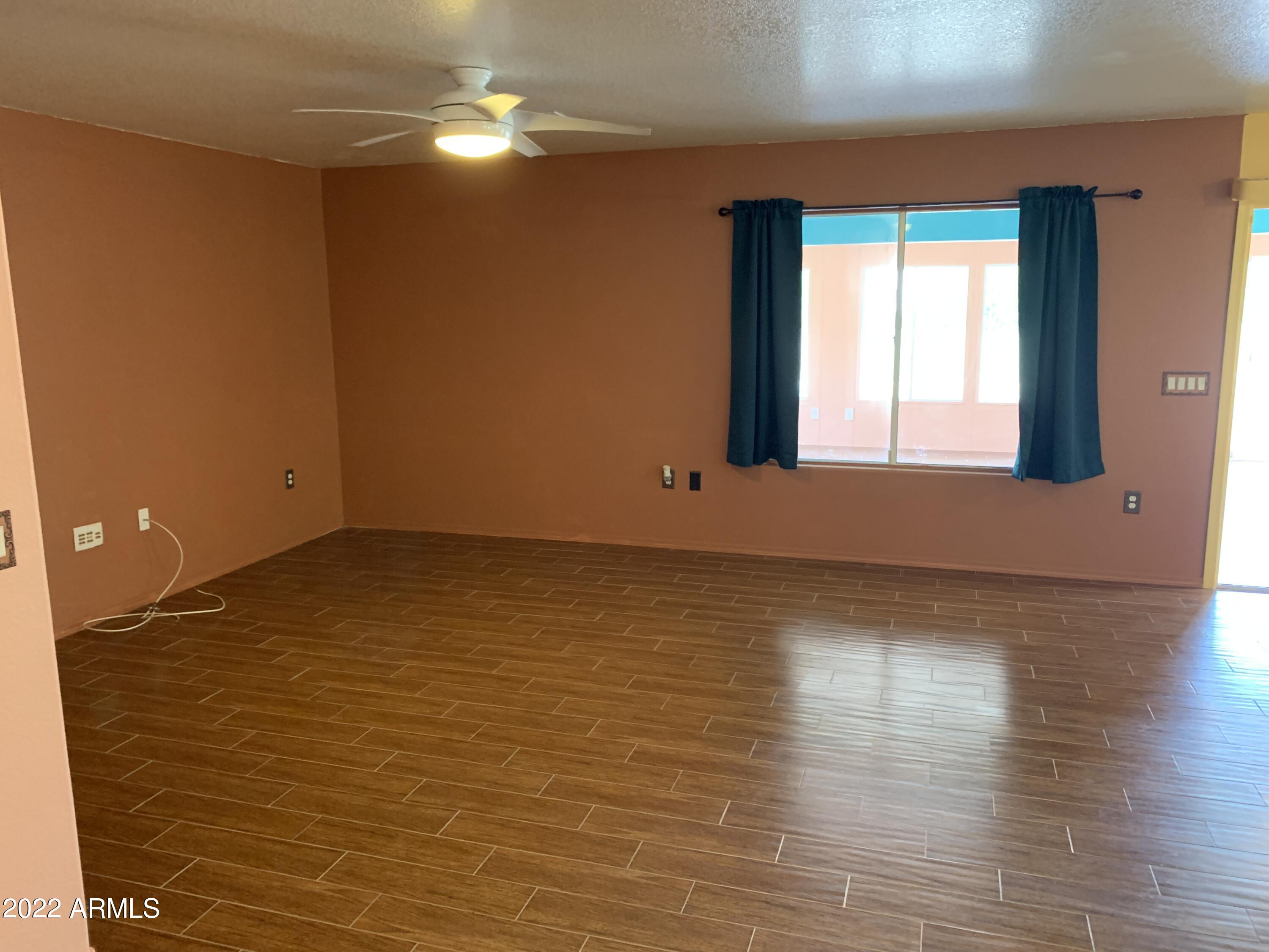 WINTERHAVEN COUNTRY CLUB ESTATES PHASE 2E - Residential Lease