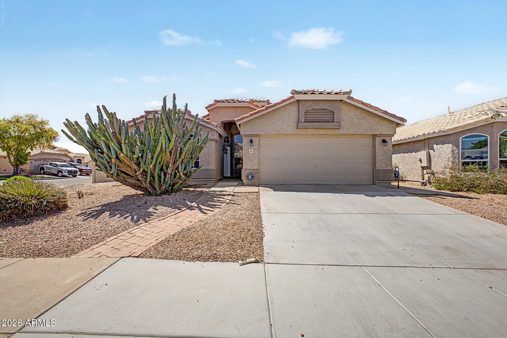 Photo of 1811 W Winchester Way, Chandler, AZ 85286 (MLS # 7070326)