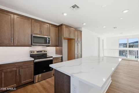 2121 W Sonoran Desert Drive 76 Phoenix AZ 85085