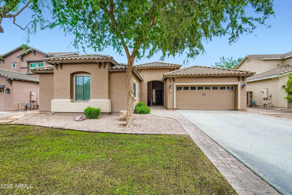 Photo of 2699 S Butte Lane, Gilbert, AZ 85295 (MLS # 6933317)