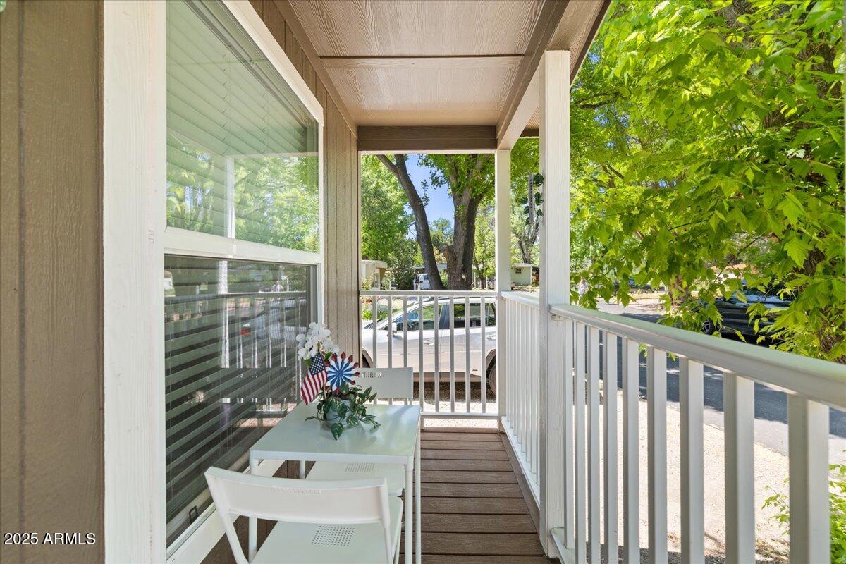 689 Whipple Street 17