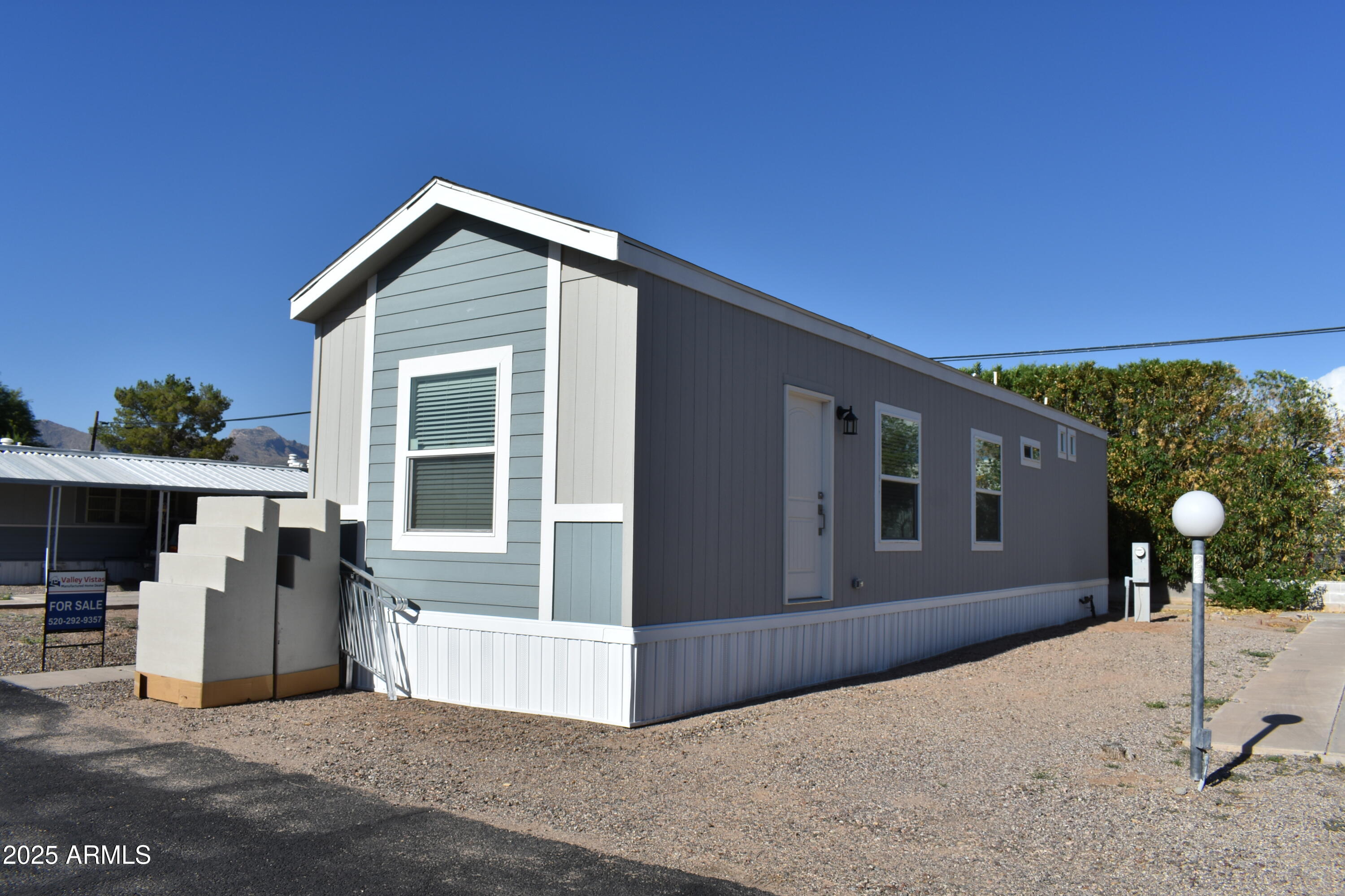 620 W LIMBERLOST Drive E24