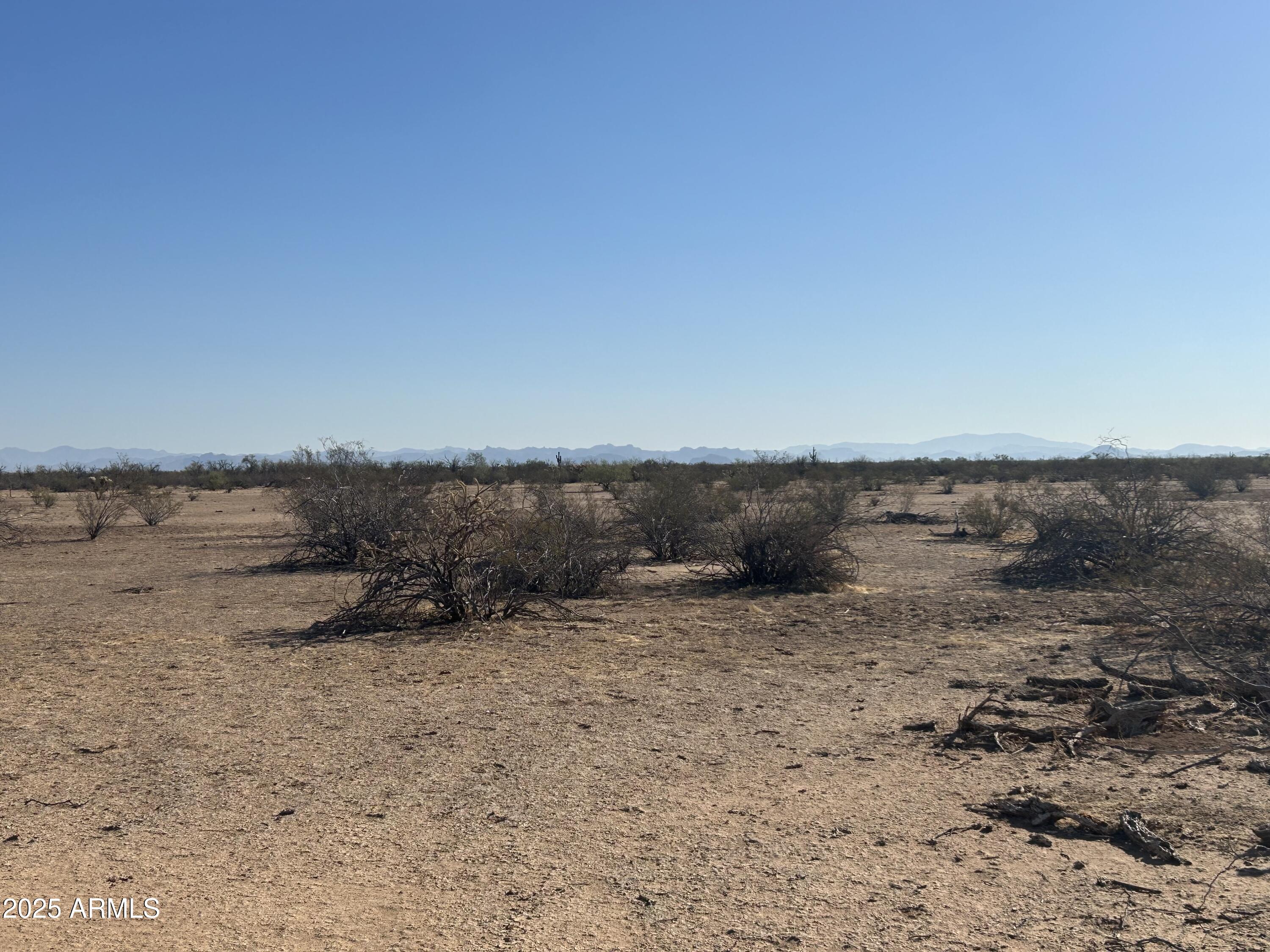 20560 E Desert Hills Road 0