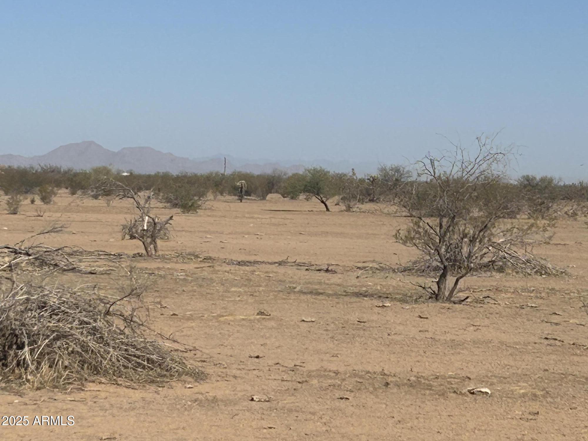 20560 E Desert Hills Road 0