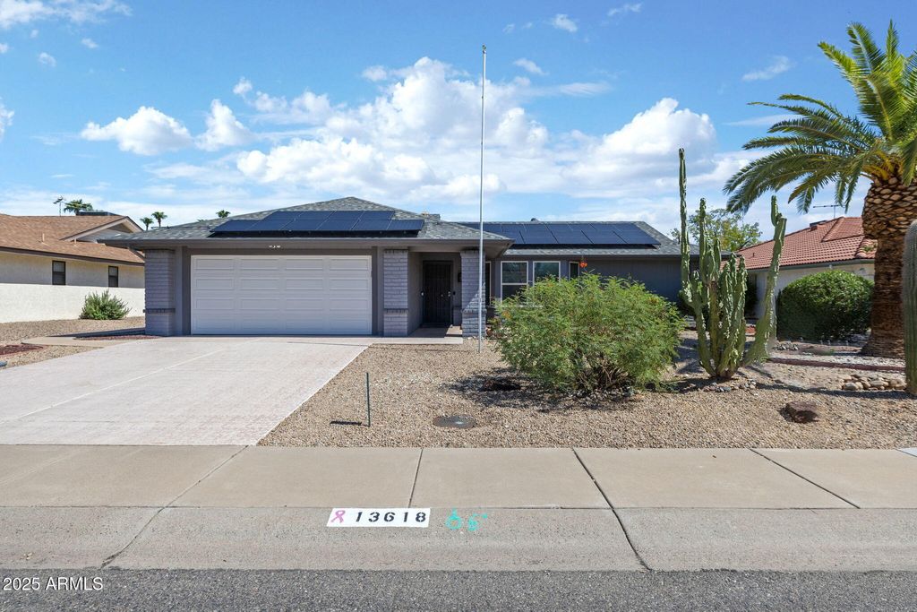 Photo of 13618 W Gemstone Drive, Sun City West, AZ 85375 (MLS # 6904110)