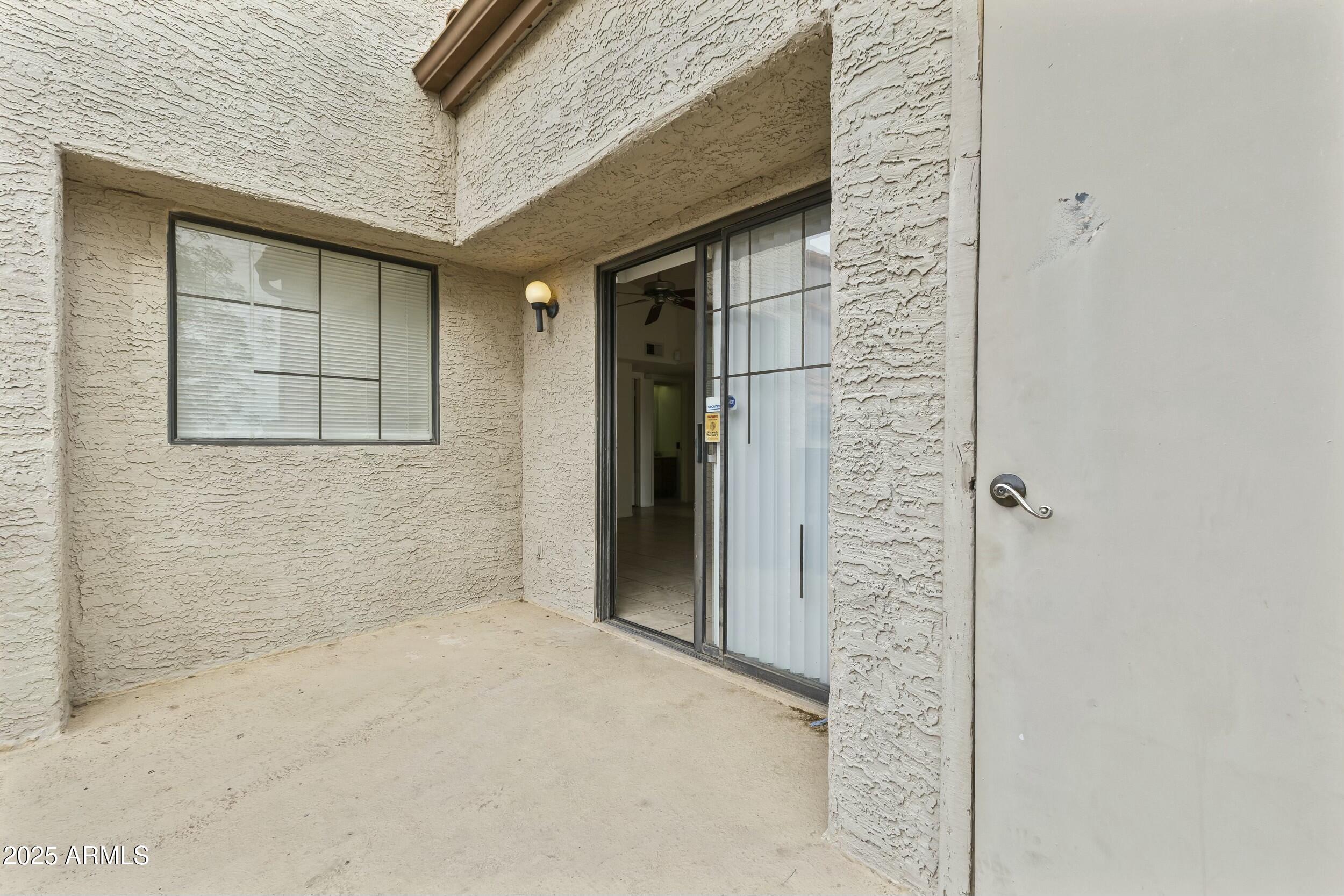 839 S WESTWOOD -- 273