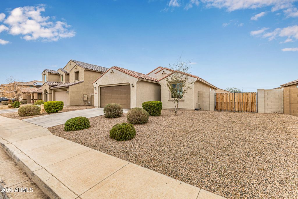 Photo of 1636 E Jardin Place, Casa Grande, AZ 85122 (MLS # 6984839)