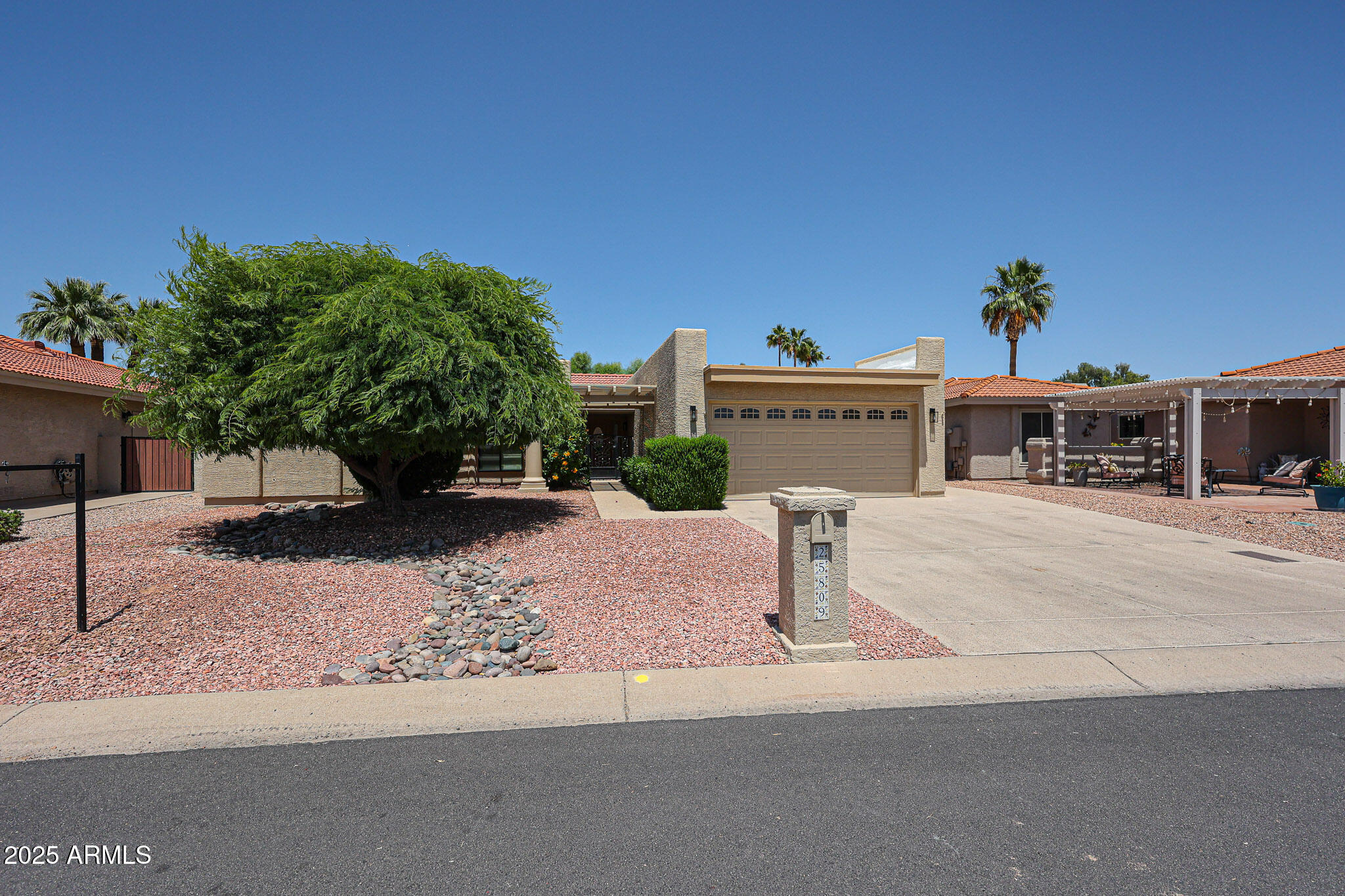25809 S HOLLYGREEN Drive