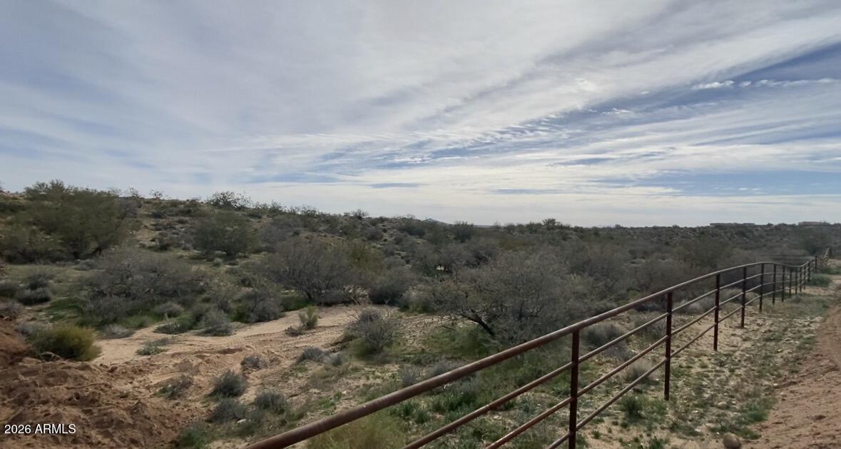 XXX W Hawkeye Road 7