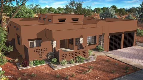 305 CALLE LINDA -- Sedona AZ 86336