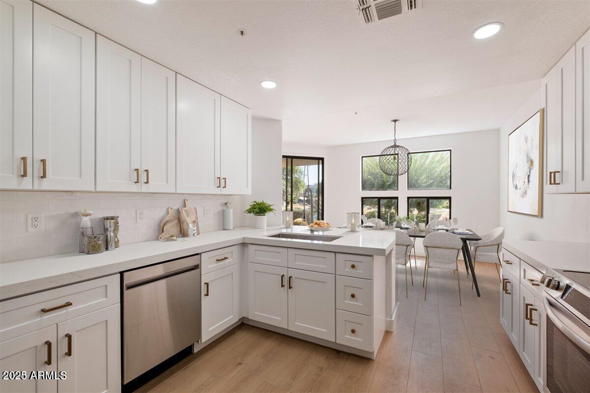 7700 E GAINEY RANCH Road 122