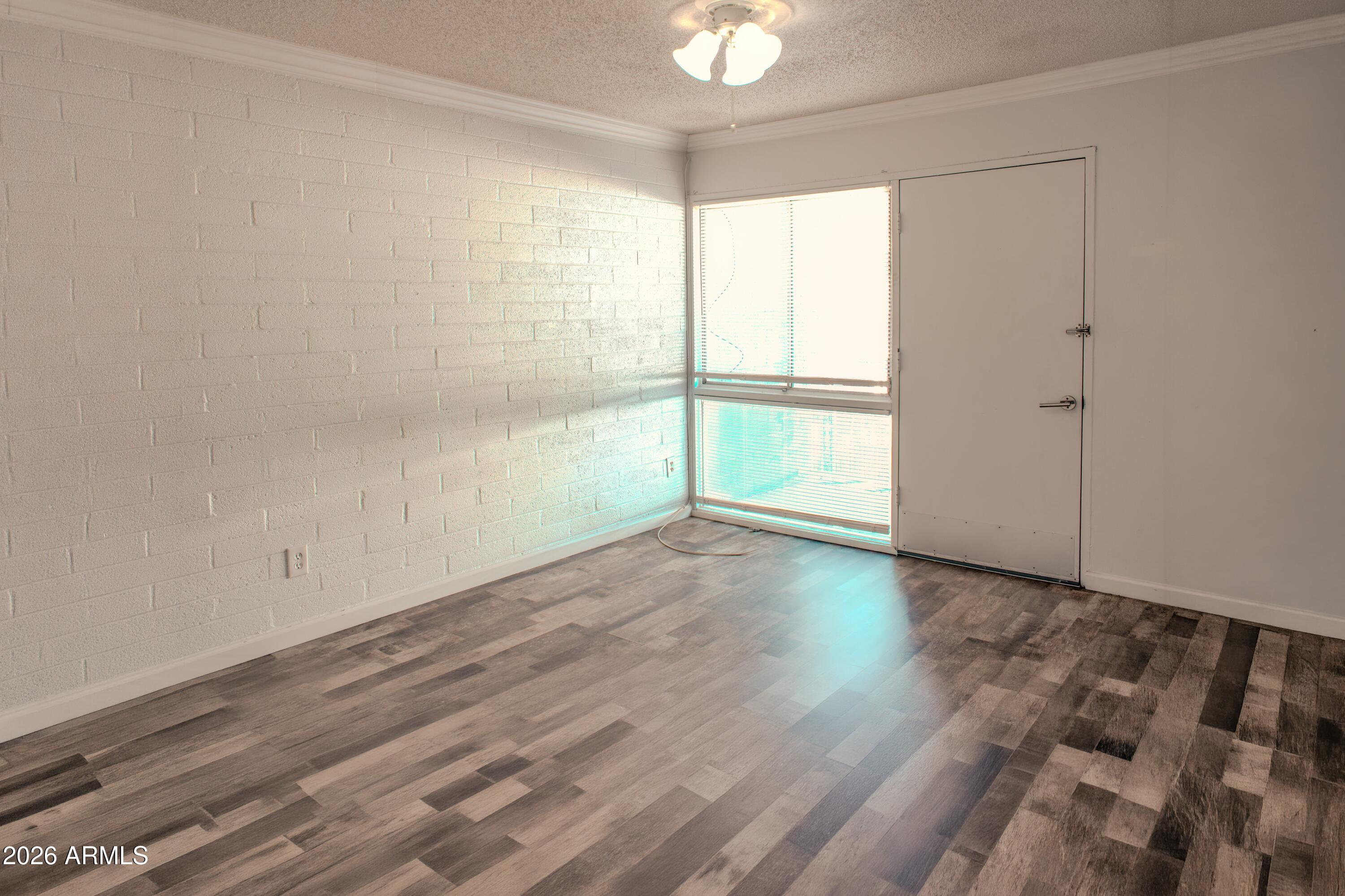 6528 N 17th Avenue Apt 5