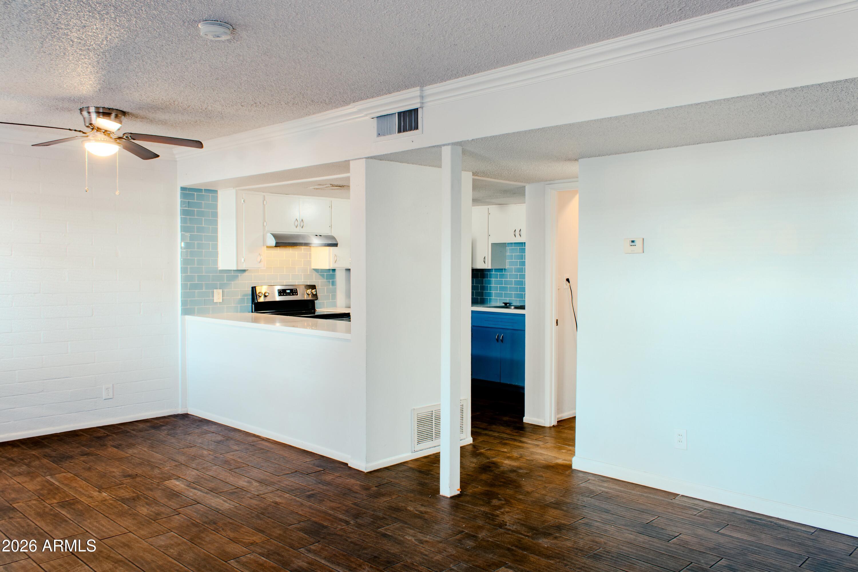 6528 N 17th Avenue Apt 5