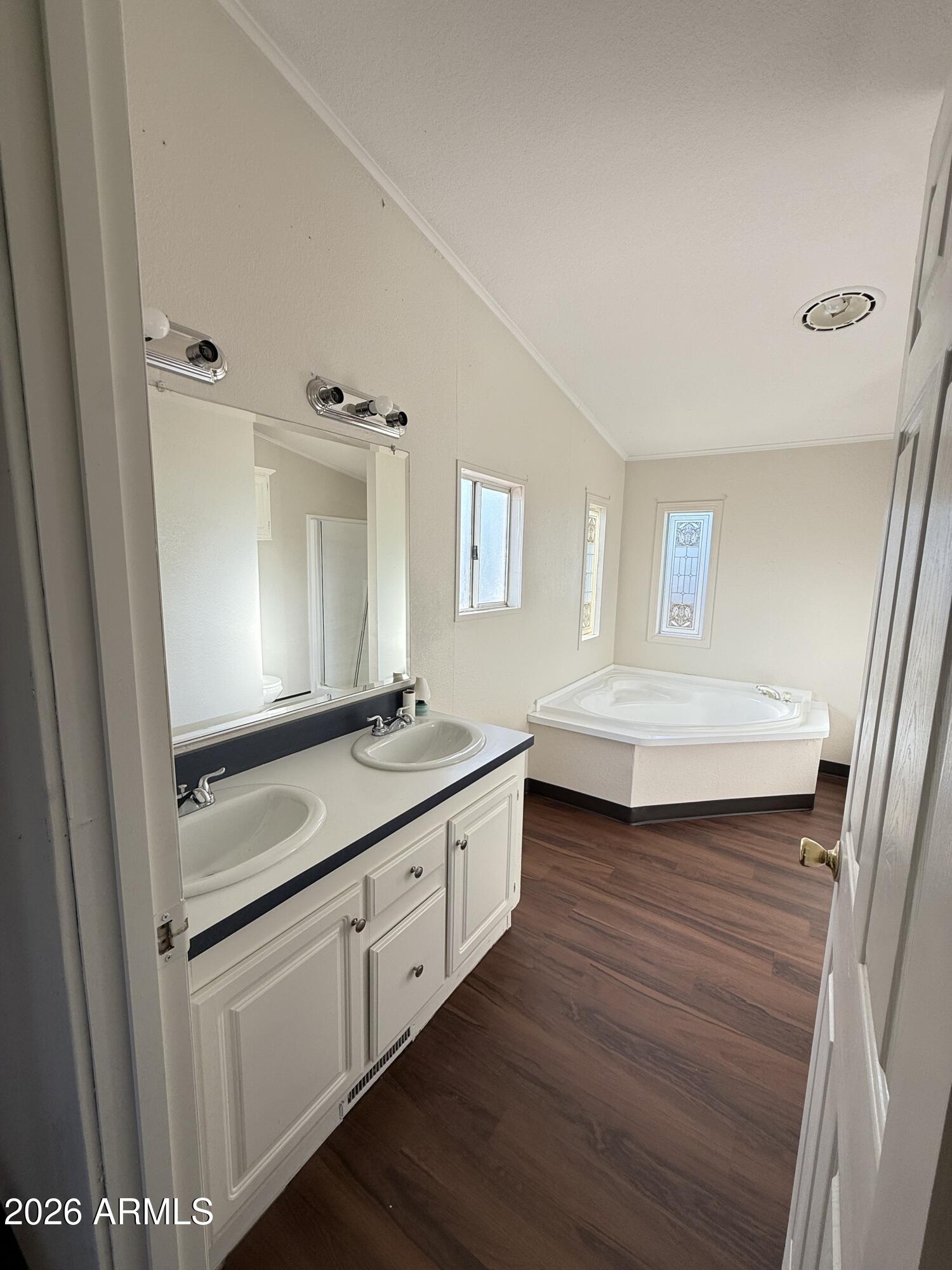 11008 W SOUTHERN Avenue