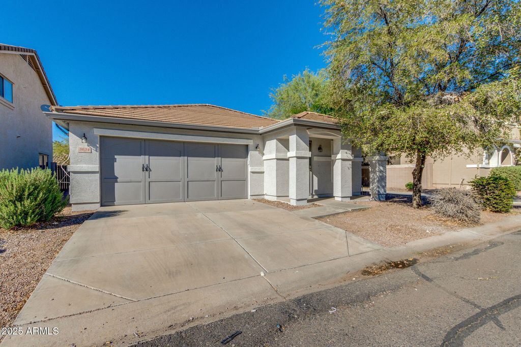 Photo of 3634 E Constitution Drive, Gilbert, AZ 85296 (MLS # 6922908)