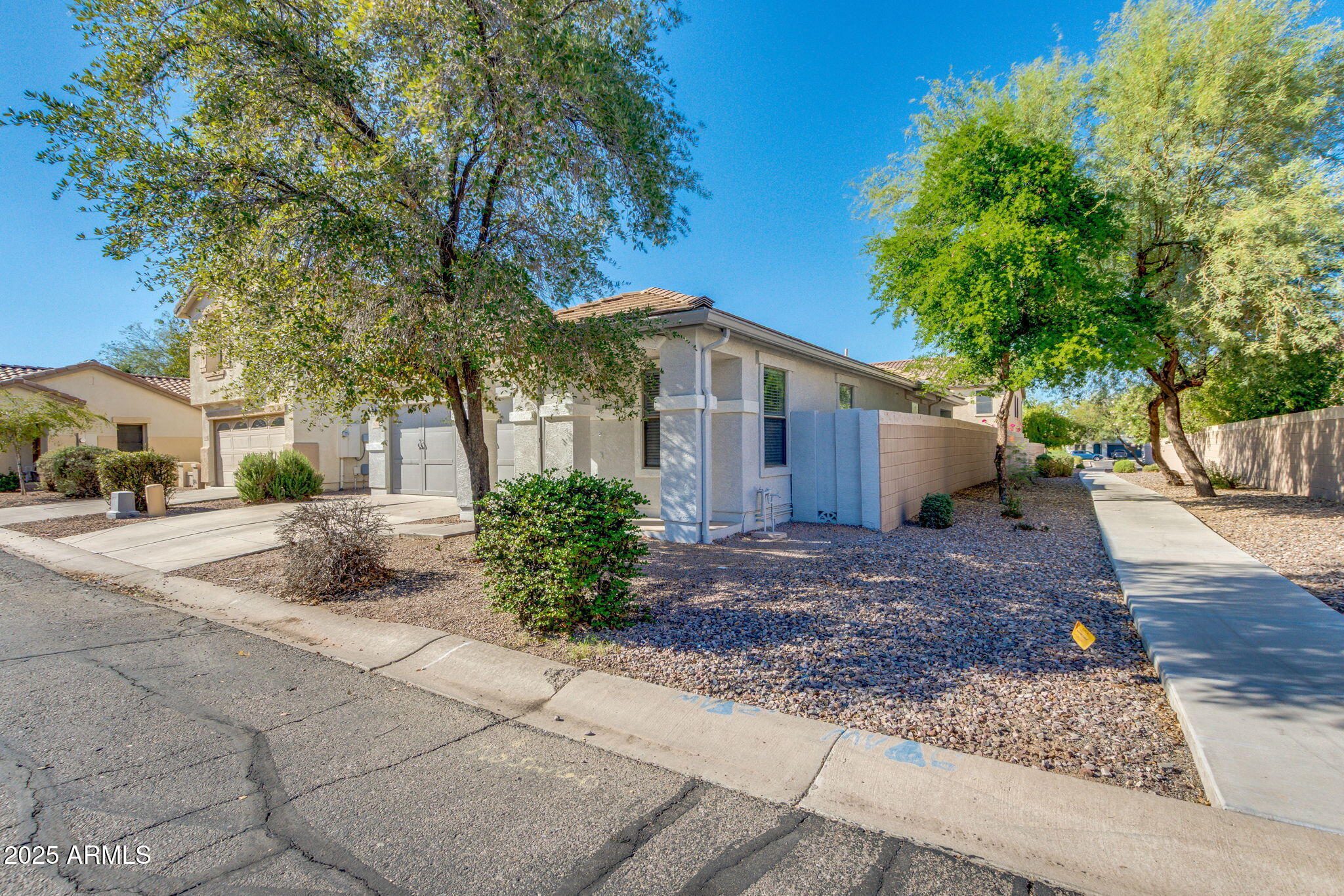 3634 E CONSTITUTION Drive