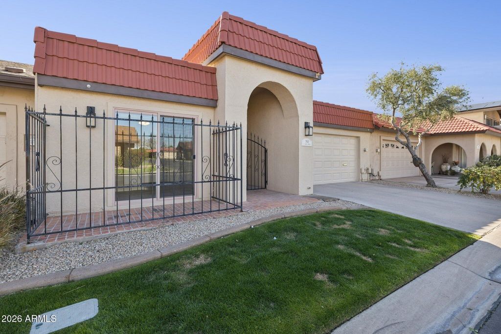 Photo of 7901 E Plaza Avenue, Scottsdale, AZ 85250 (MLS # 6970604)