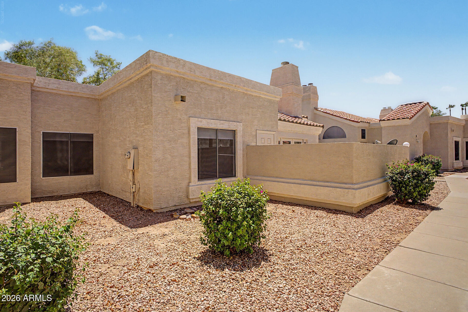 1111 W SUMMIT Place 77