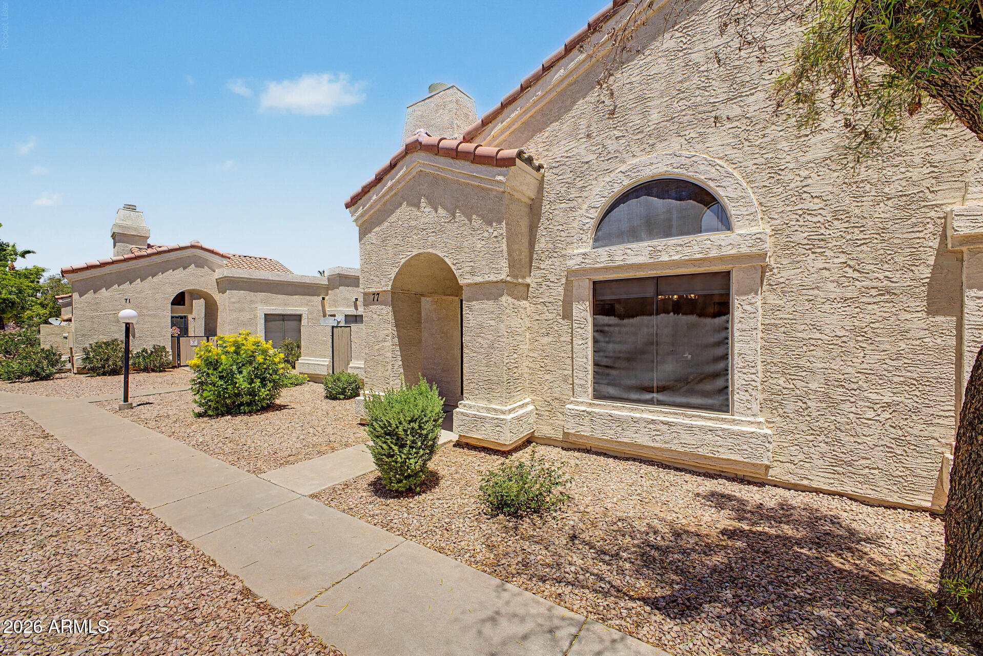 1111 W SUMMIT Place 77