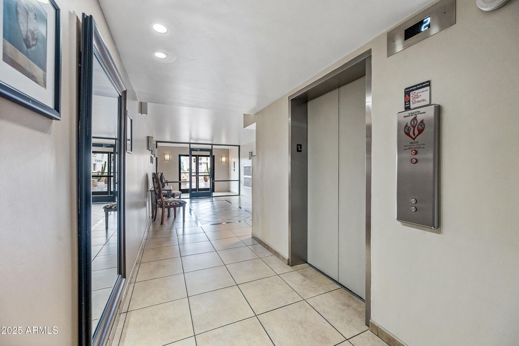 Photo of 7940 E Camelback Road #411, Scottsdale, AZ 85251 (MLS # 6975013)