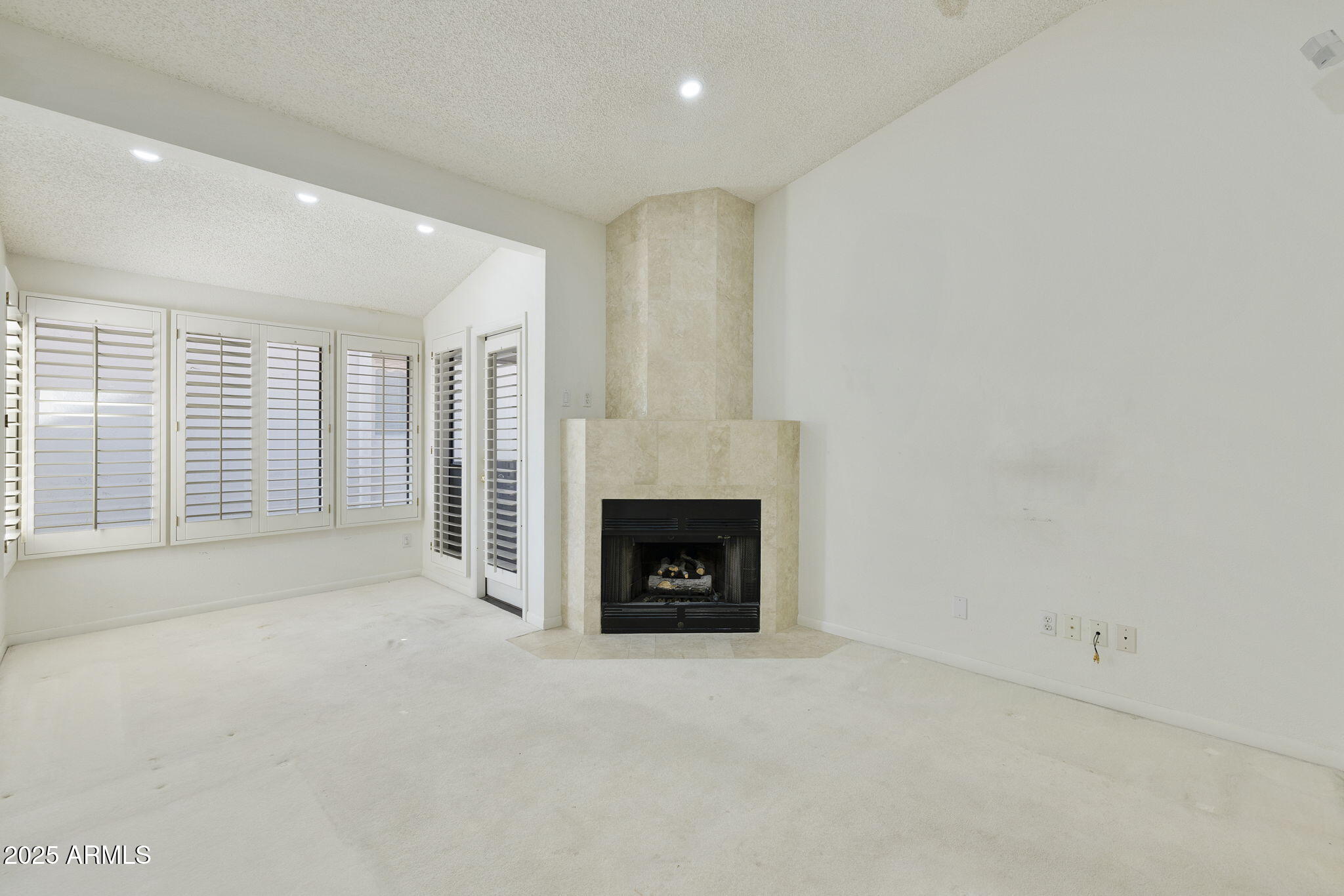 1840 E MORTEN Avenue 229