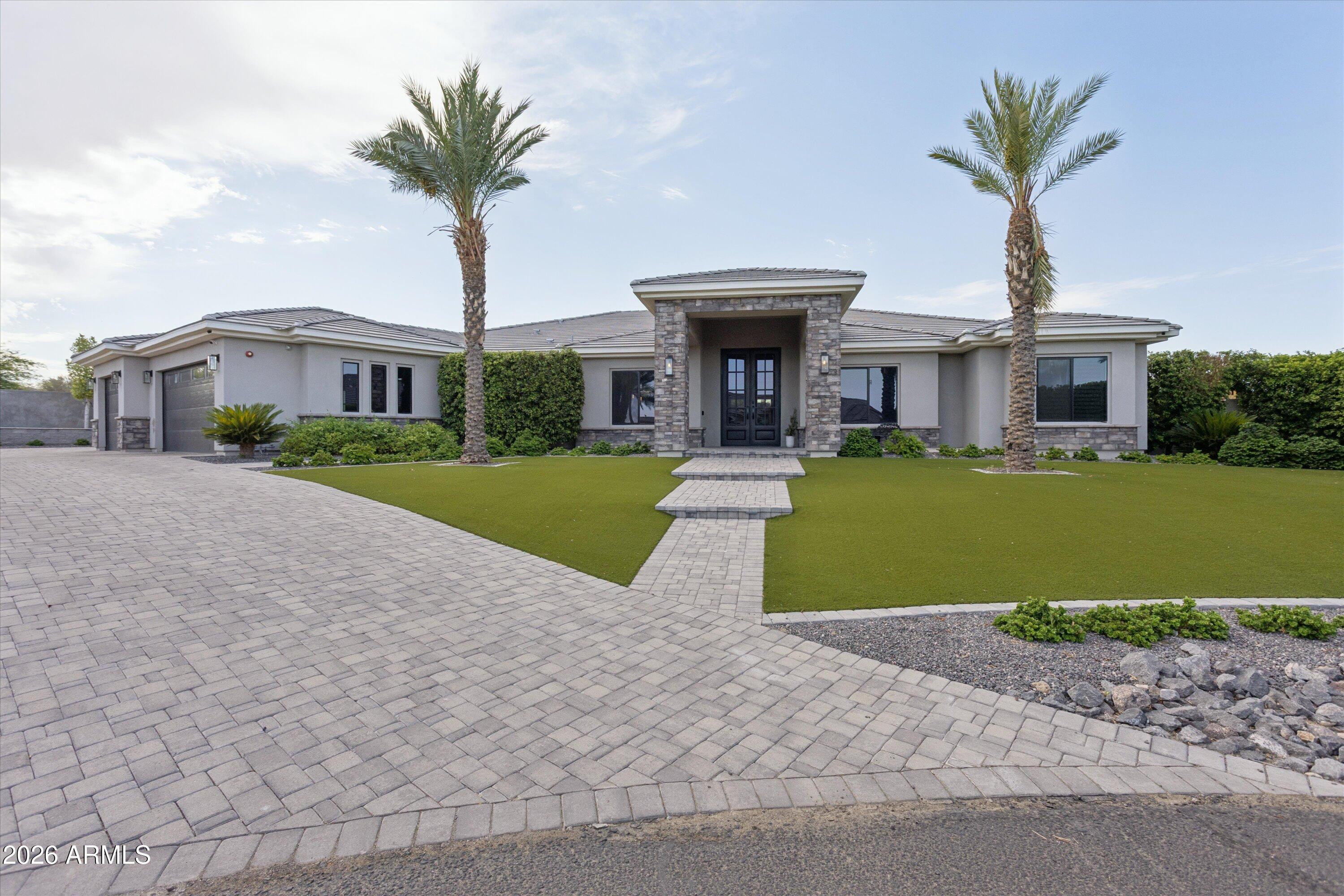 18232 W SAN JUAN Court