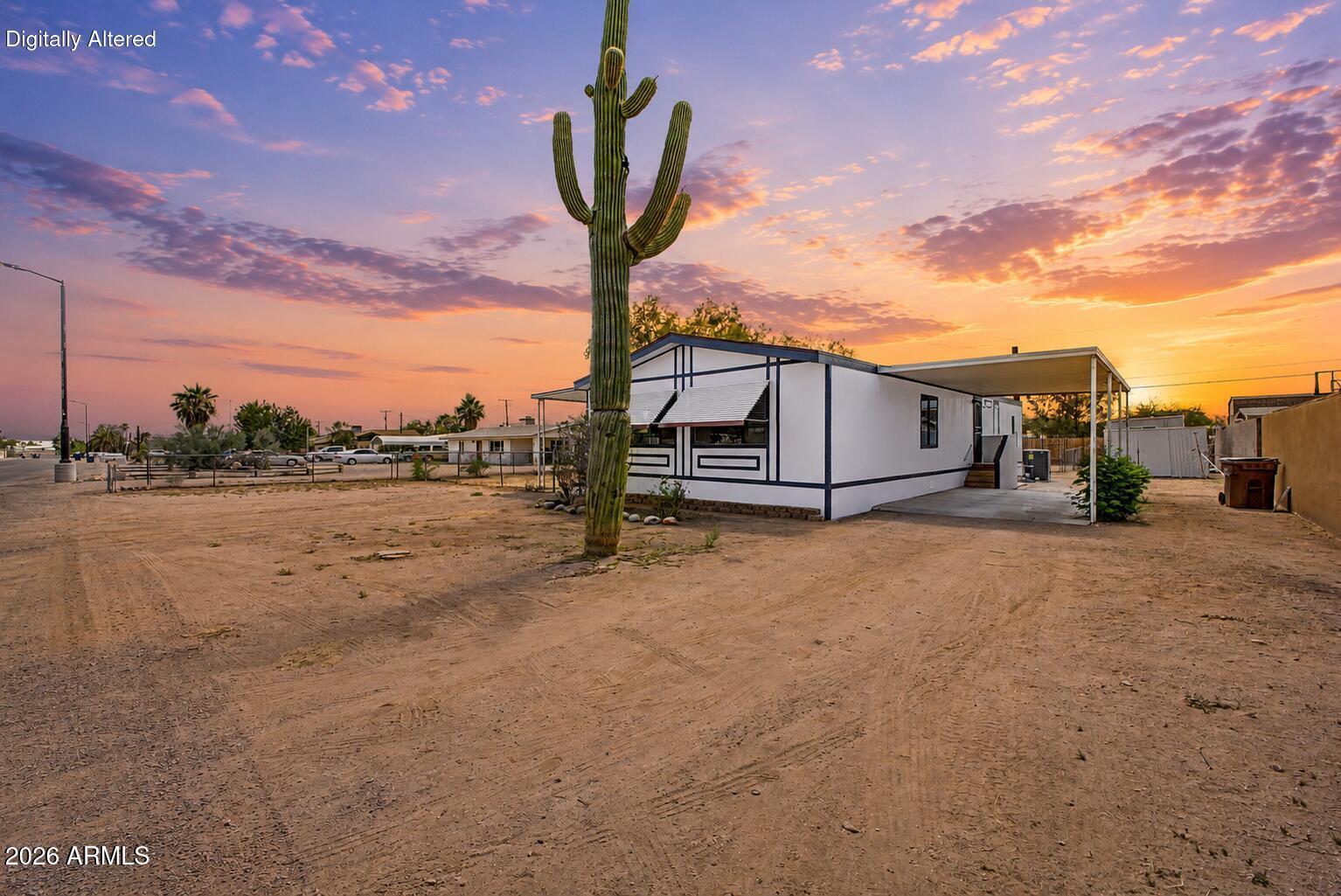558 S DESERT VIEW Drive