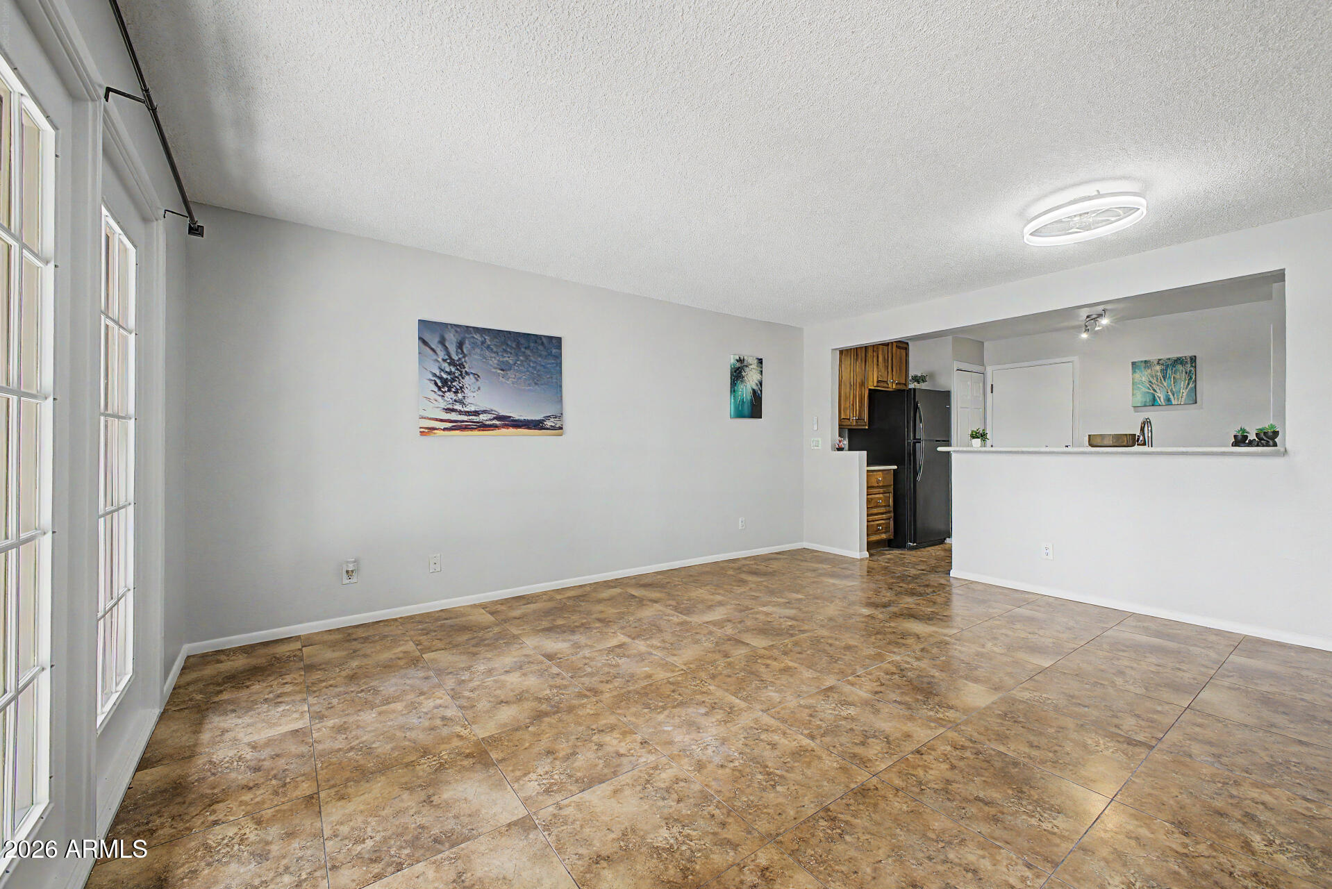 30 E BROWN Road 1042