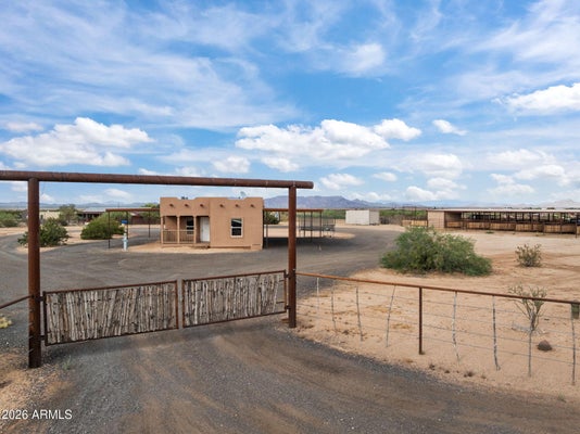 49204 N 529TH AVE, AGUILA, AZ 85320 - Image a2002c29f828e619c3ed3d99ef5eaebd/1817838695