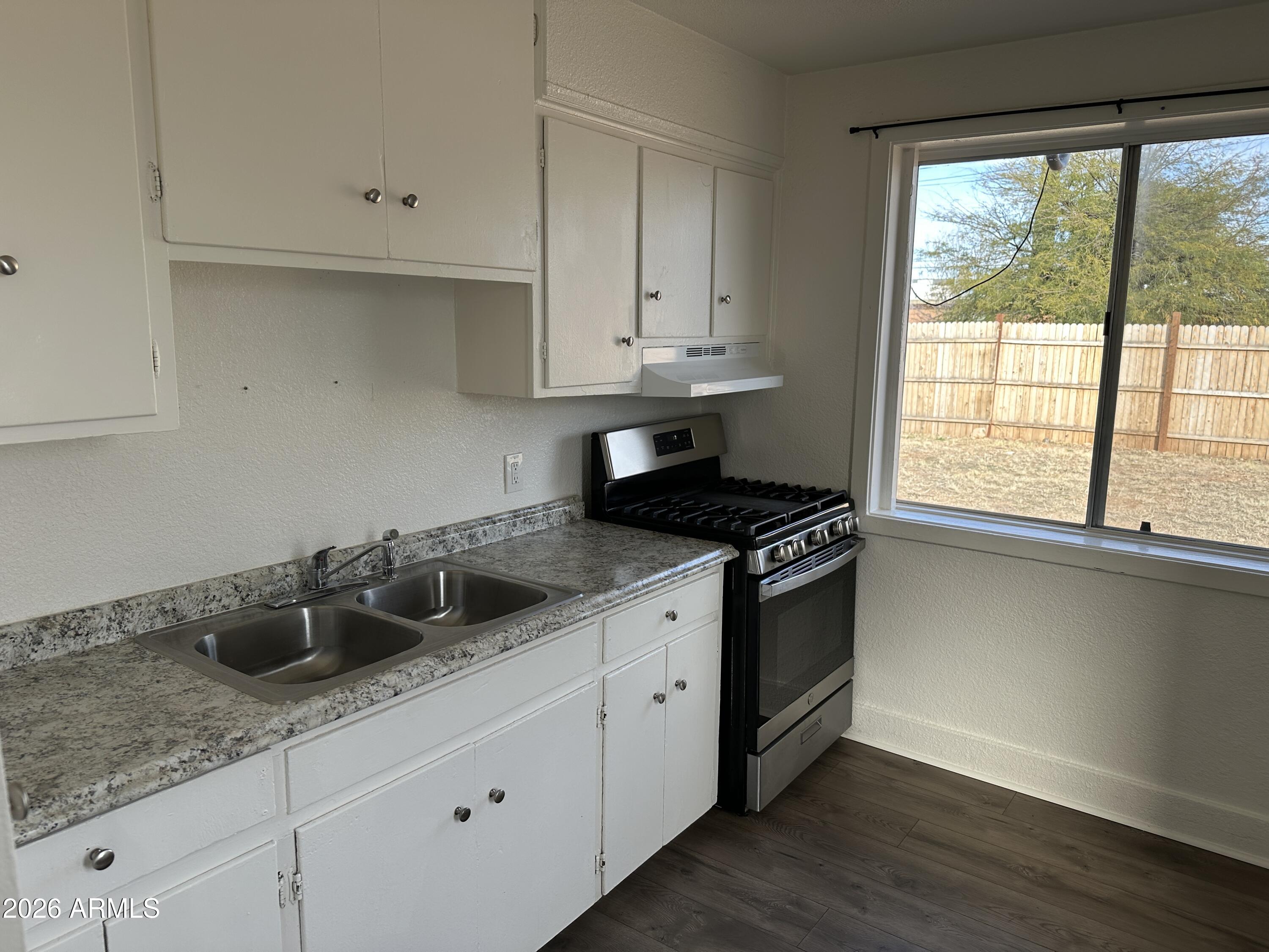 WHETSTONE VISTA - Residential Income