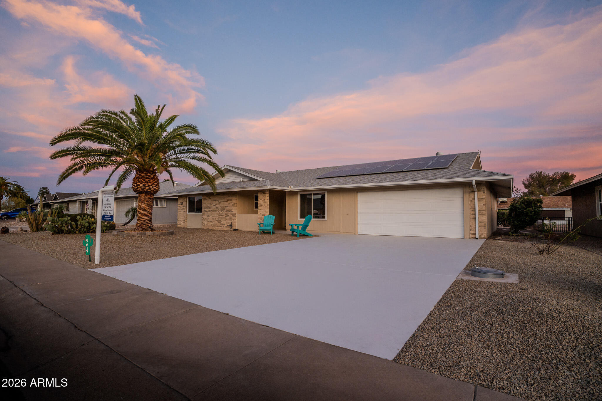 19617 N WILLOWCREEK Circle