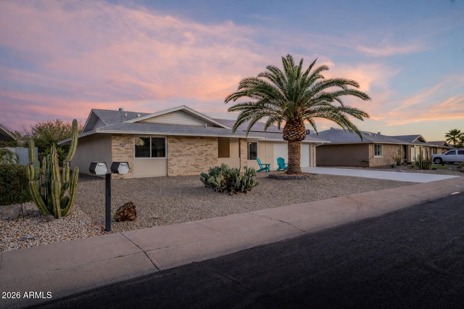 19617 N WILLOWCREEK Circle