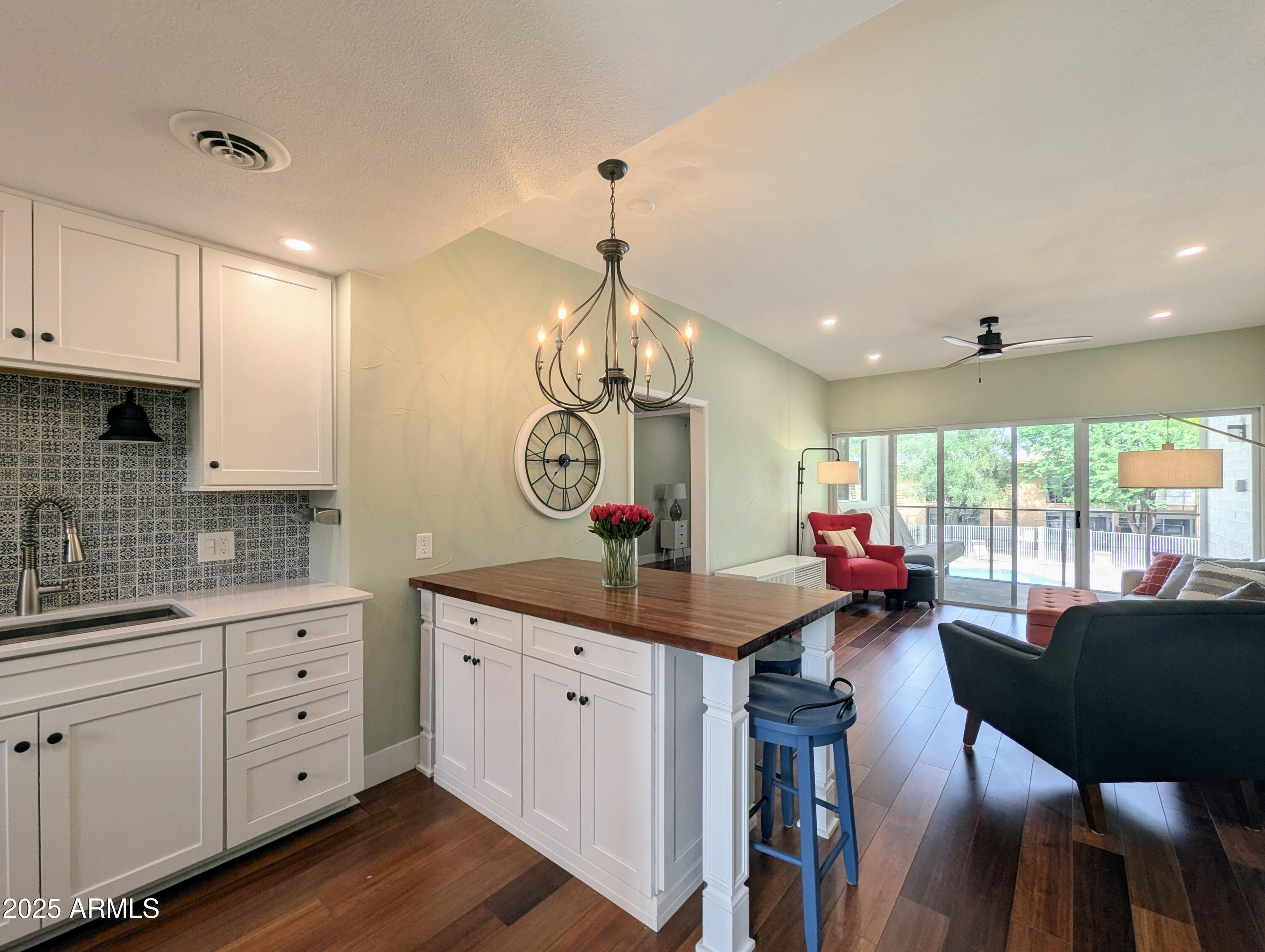 6125 E INDIAN SCHOOL Road 254