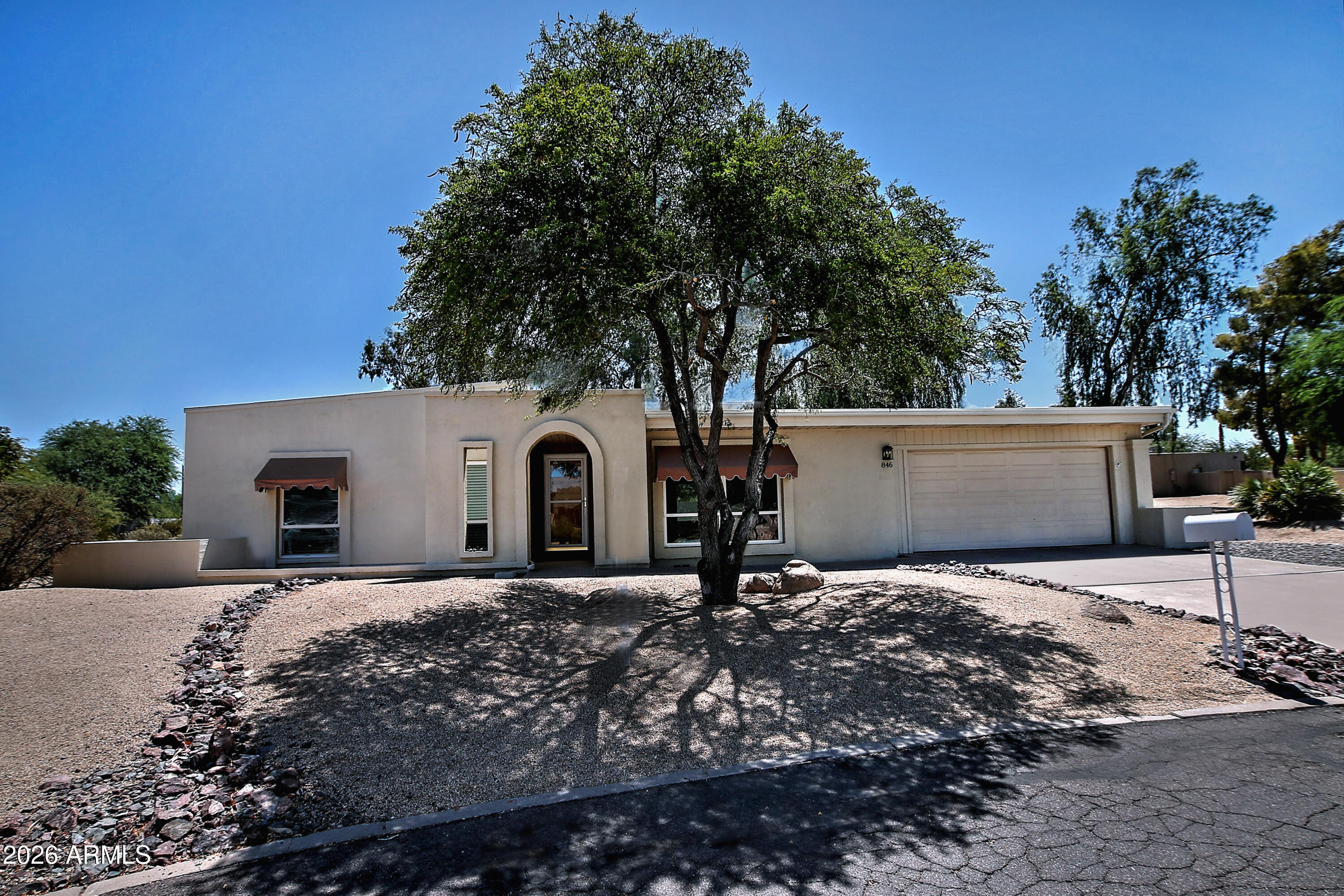 846 E VILLAGE CIRCLE Drive N