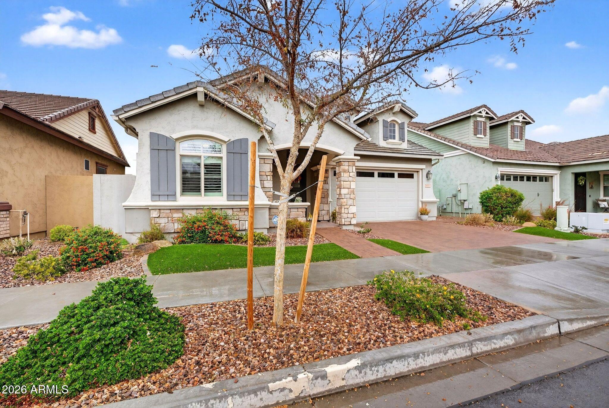 4238 E SKOUSEN Street