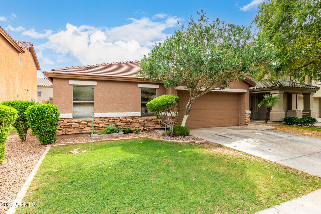 Photo of 12901 W Windsor Avenue, Avondale, AZ 85392 (MLS # 6946089)