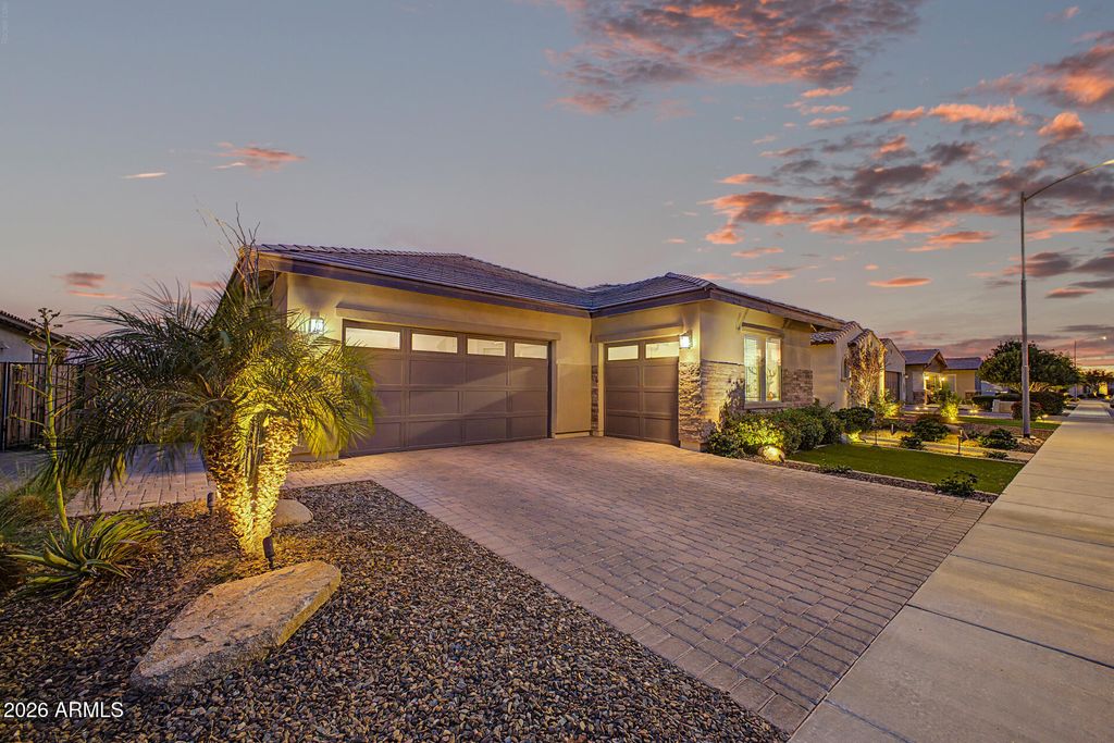 Photo of 9545 W Park View Lane, Peoria, AZ 85383 (MLS # 7022682)