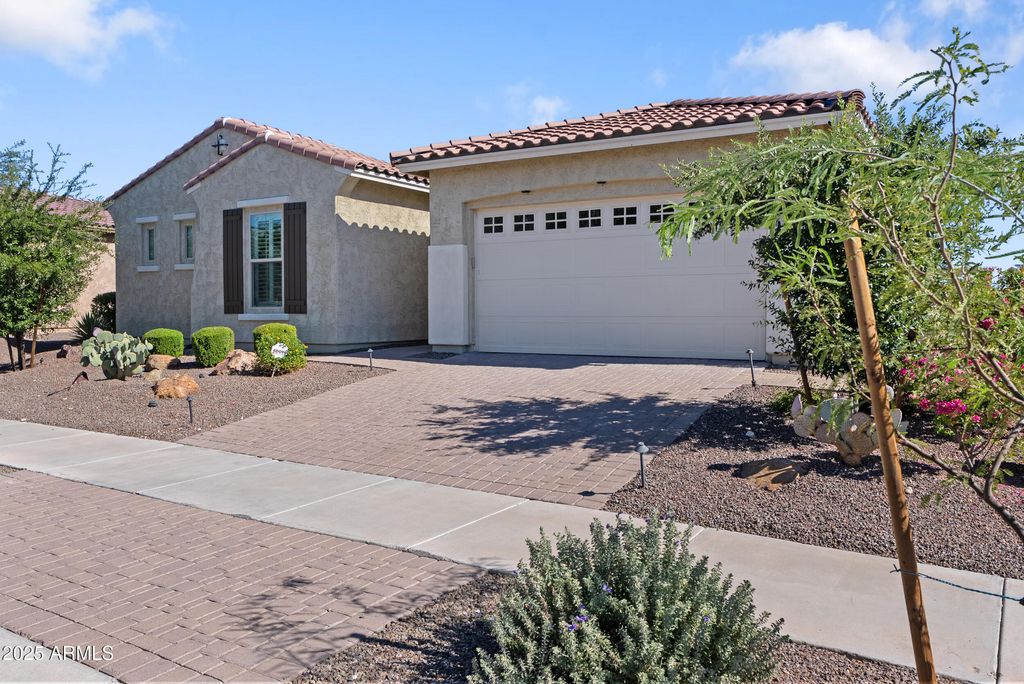 Photo of 5189 N 206th Drive, Buckeye, AZ 85396 (MLS # 6925646)