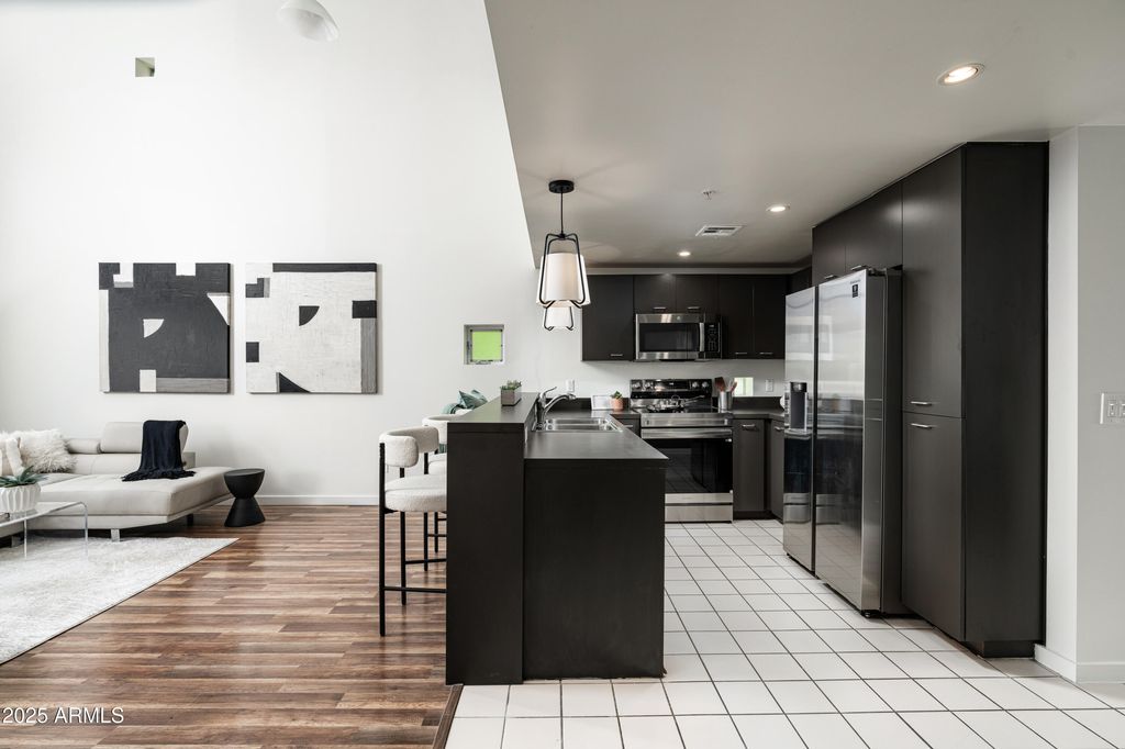 Photo of 1111 W University Drive #3012, Tempe, AZ 85281 (MLS # 6916398)
