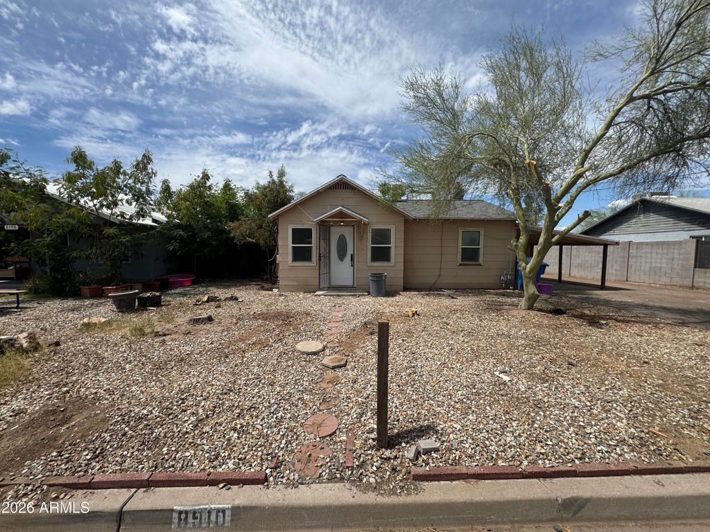 Photo of 8910 N 10th Street, Phoenix, AZ 85020 (MLS # 7013609)