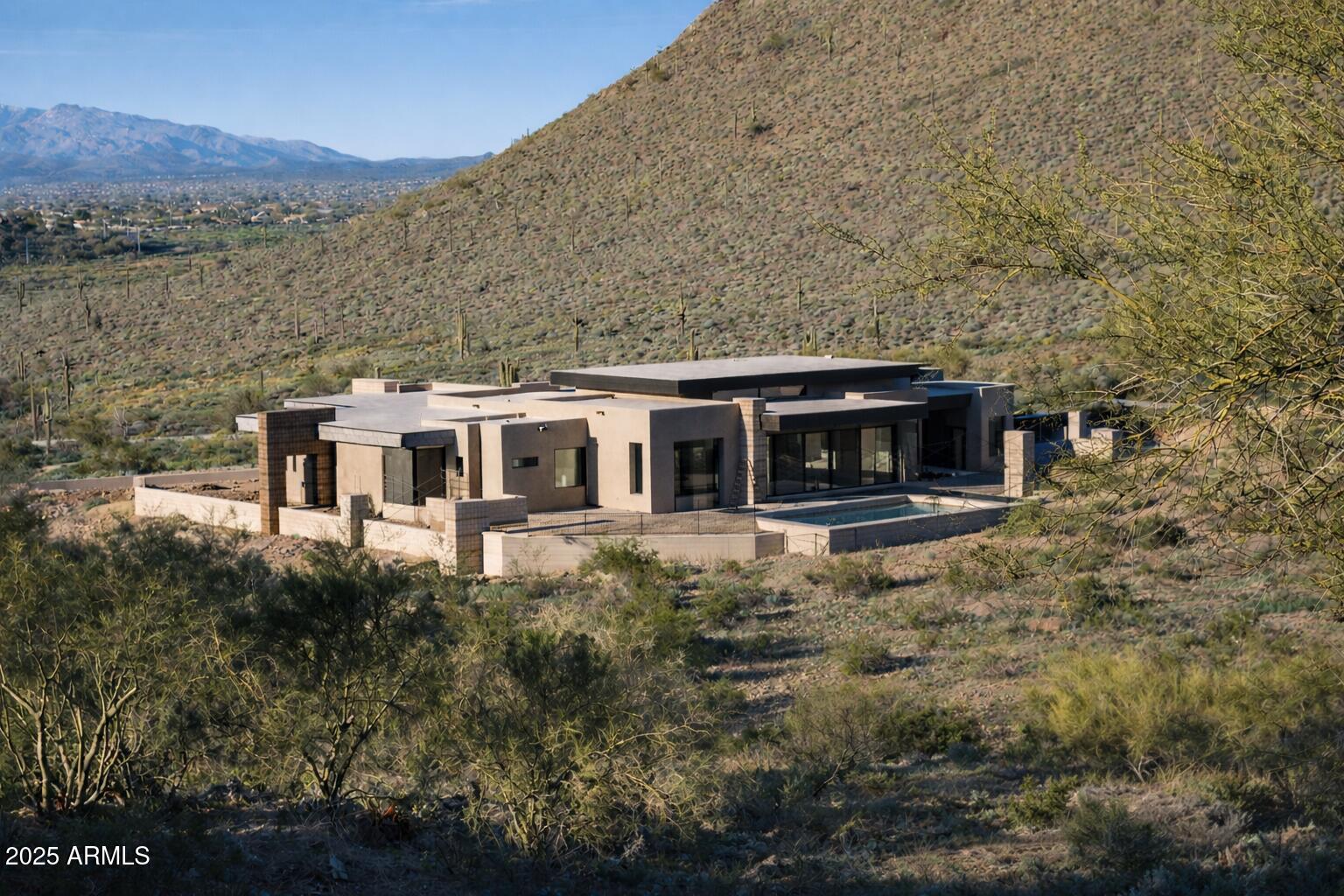 2439 W DONATELLO Drive 16